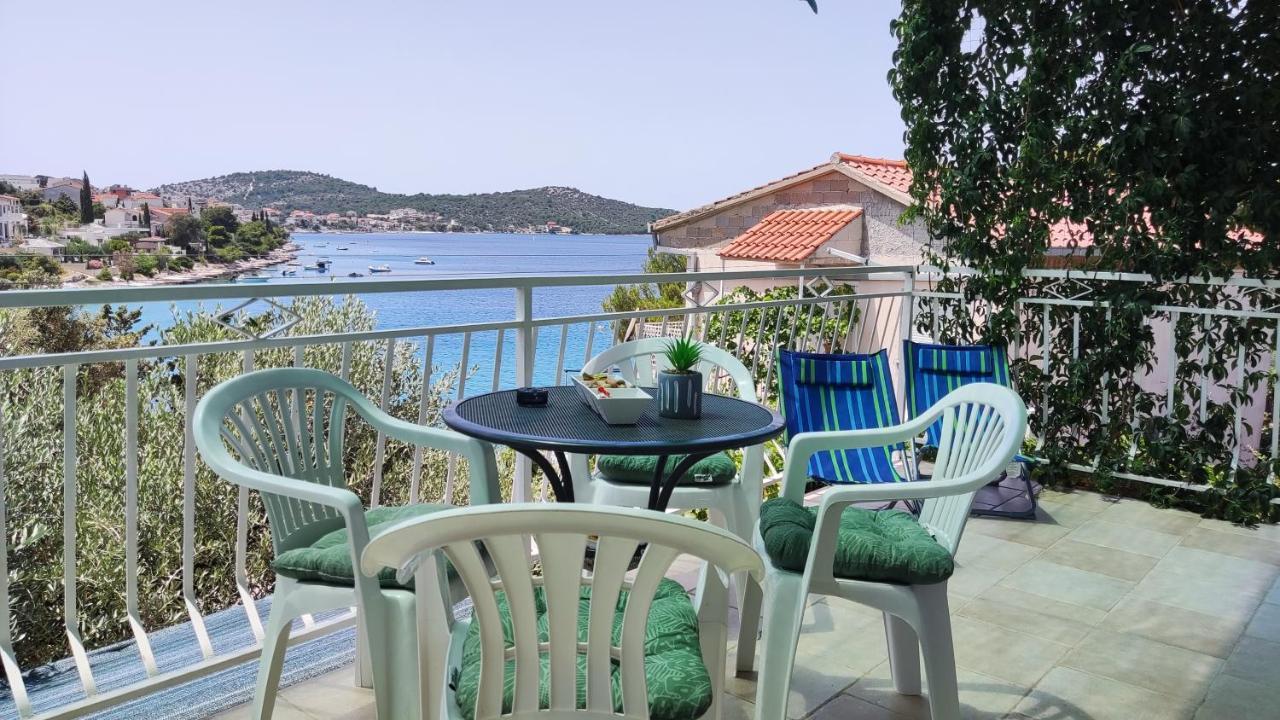 Seafront - Kalebova Luka * Rogoznica (Sibenik-Knin)